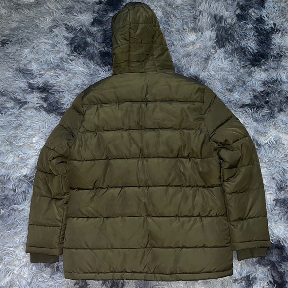 Forever 21 Green Puffer Jacket - Picture 2 of 4